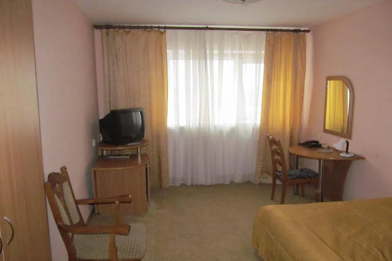 Hotel Vetraz วีเต็บส์ ภายนอก รูปภาพ