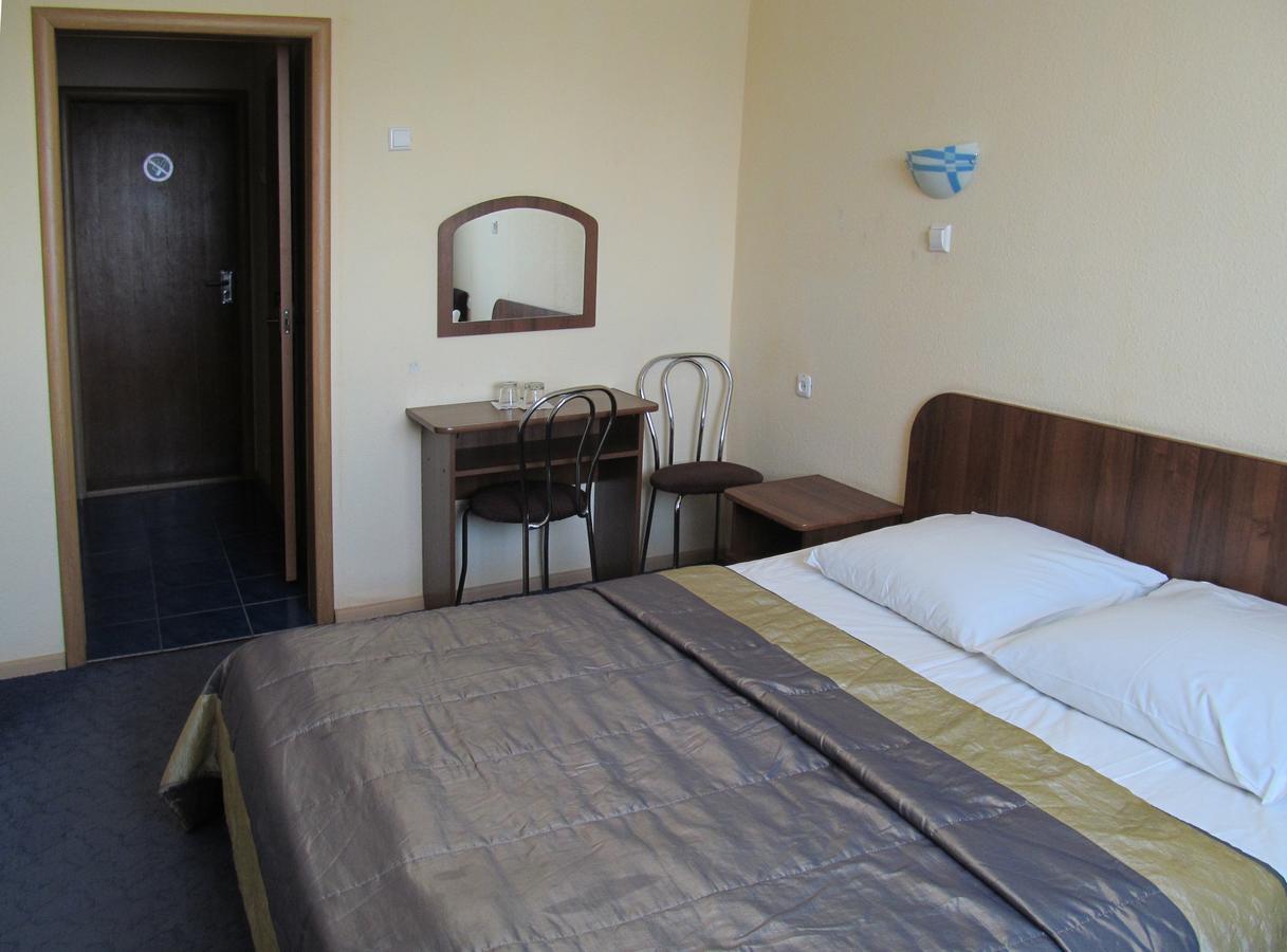 Hotel Vetraz วีเต็บส์ ภายนอก รูปภาพ